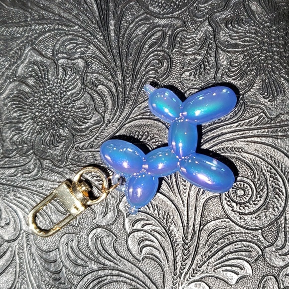 Balloon animal keychains. - Picture 2 of 8
